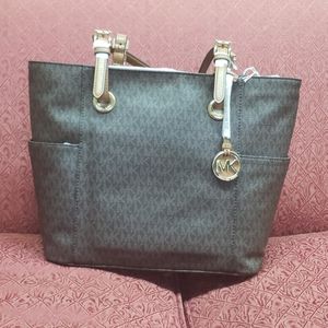 Michael Kors tote